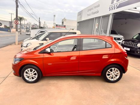 CHEVROLET Onix Hatch 1.0 4P FLEX LT LOLLAPALOOZA, Foto 4
