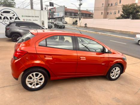 CHEVROLET Onix Hatch 1.0 4P FLEX LT LOLLAPALOOZA, Foto 8