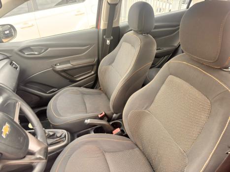 CHEVROLET Onix Hatch 1.0 4P FLEX LT LOLLAPALOOZA, Foto 11