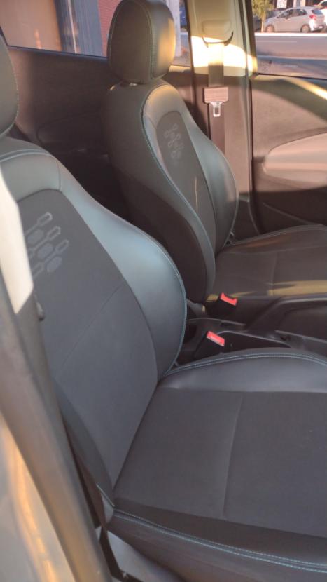 CHEVROLET Onix Hatch 1.0 4P FLEX LT, Foto 3
