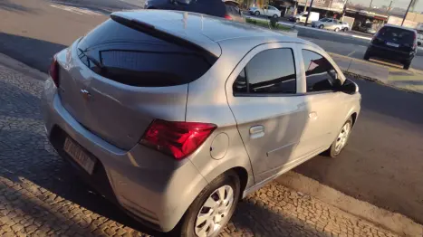 CHEVROLET Onix Hatch 1.0 4P FLEX LT, Foto 11