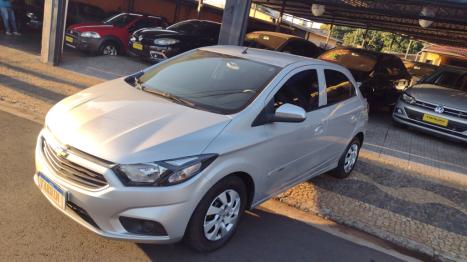 CHEVROLET Onix Hatch 1.0 4P FLEX LT, Foto 2