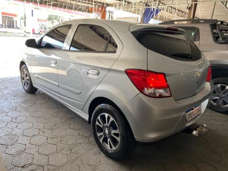 CHEVROLET Onix Hatch 1.0 4P FLEX LT, Foto 4