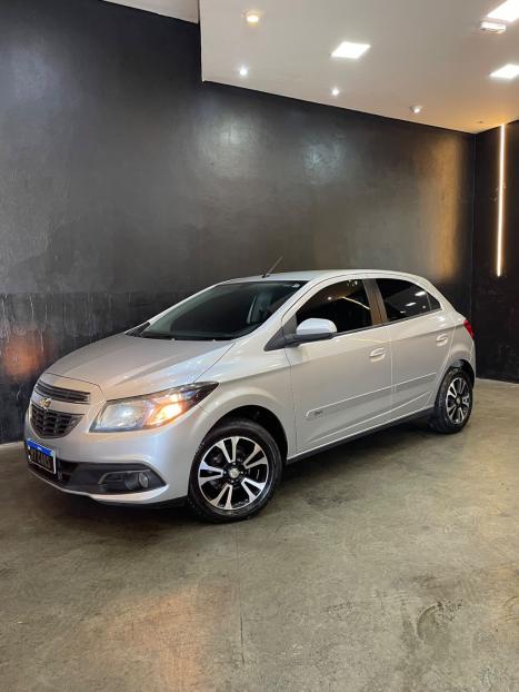 CHEVROLET Onix Hatch 1.4 4P FLEX LTZ, Foto 2
