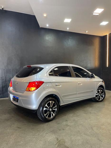 CHEVROLET Onix Hatch 1.4 4P FLEX LTZ, Foto 3
