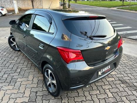 CHEVROLET Onix Hatch 1.4 4P FLEX LTZ AUTOM�TICO, Foto 4
