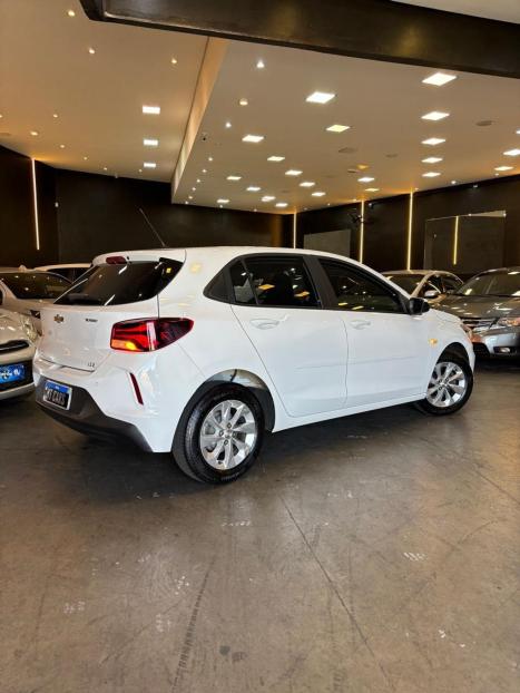 CHEVROLET Onix Hatch 1.0 12V 4P FLEX LTZ TURBO, Foto 5