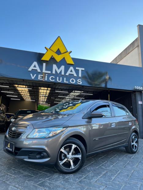 CHEVROLET Onix Hatch 1.4 4P FLEX LT, Foto 3