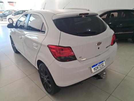 CHEVROLET Onix Hatch 1.4 4P FLEX LTZ, Foto 6