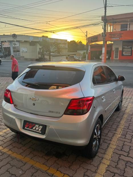 CHEVROLET Onix Hatch 1.4 4P FLEX LTZ, Foto 11