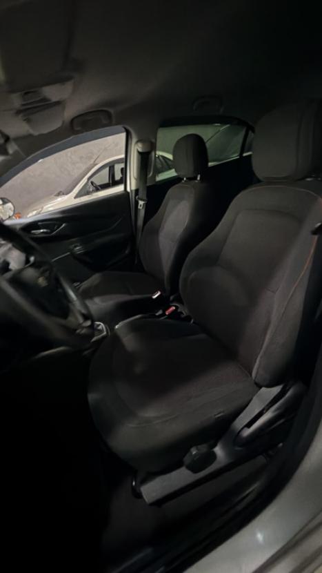 CHEVROLET Onix Hatch 1.4 4P FLEX LT, Foto 5