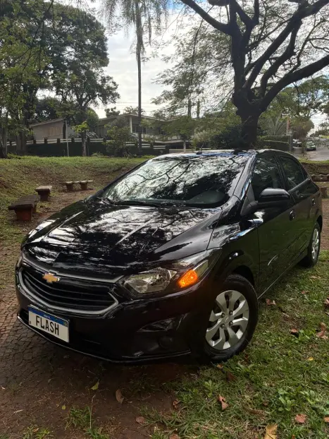 CHEVROLET Onix Hatch 1.0 4P FLEX LT, Foto 2