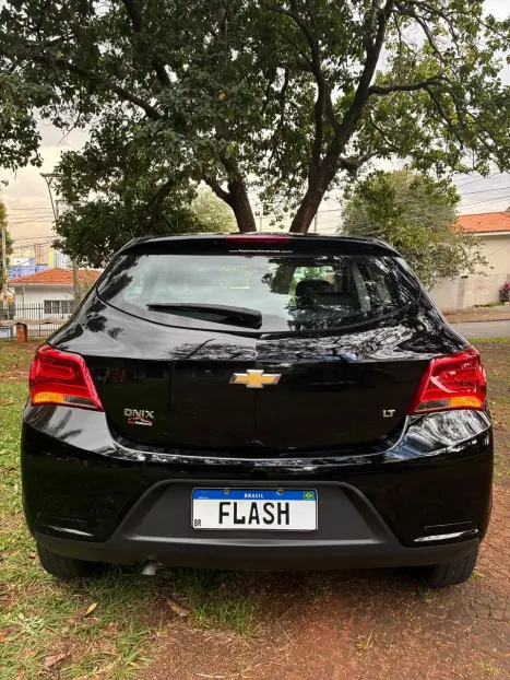 CHEVROLET Onix Hatch 1.0 4P FLEX LT, Foto 10