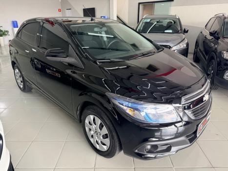 CHEVROLET Onix Hatch 1.4 4P FLEX LT, Foto 4