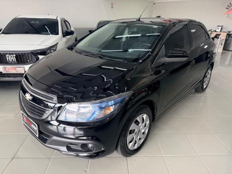 CHEVROLET Onix Hatch 1.4 4P FLEX LT, Foto 5