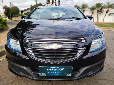CHEVROLET Onix Hatch 1.4 4P FLEX LT, Foto 3