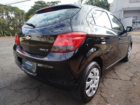 CHEVROLET Onix Hatch 1.4 4P FLEX LT, Foto 5