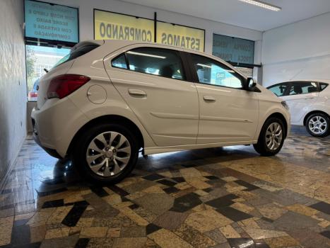CHEVROLET Onix Hatch 1.4 4P FLEX LT, Foto 5