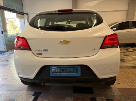 CHEVROLET Onix Hatch 1.4 4P FLEX LT, Foto 24