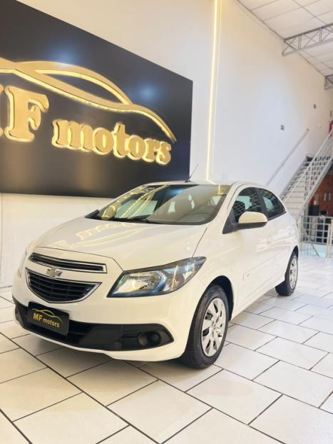 CHEVROLET Onix Hatch 1.4 4P FLEX LT, Foto 2