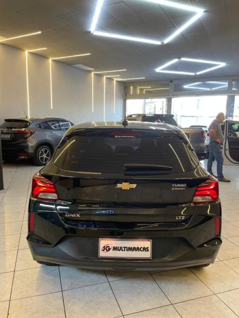 CHEVROLET Onix Hatch 1.0 12V 4P FLEX LTZ TURBO, Foto 8