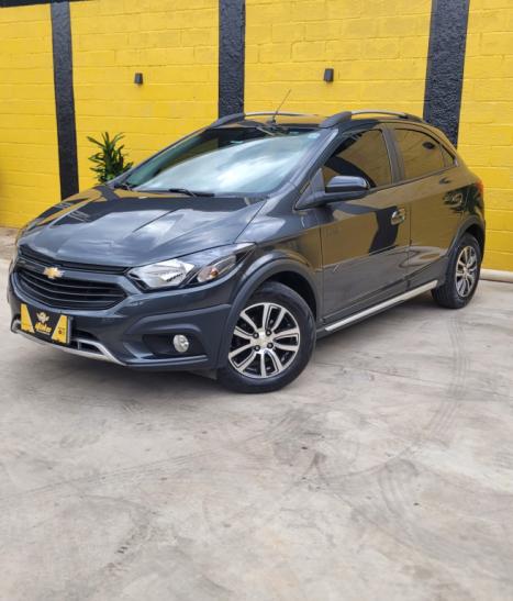 CHEVROLET Onix Hatch 1.4 4P FLEX ACTIV, Foto 2