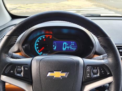 CHEVROLET Onix Hatch 1.4 4P FLEX ACTIV AUTOM�TICO, Foto 5