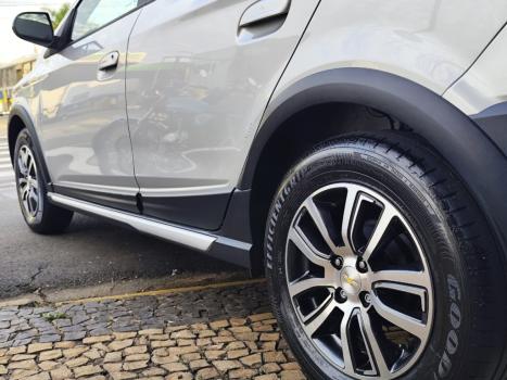 CHEVROLET Onix Hatch 1.4 4P FLEX ACTIV AUTOM�TICO, Foto 11