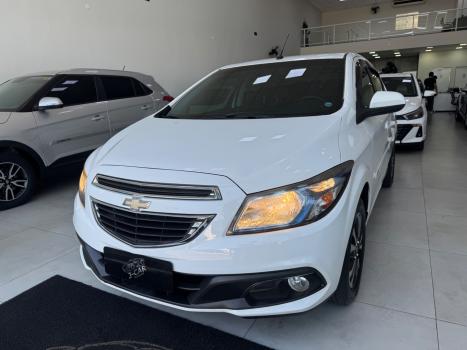 CHEVROLET Onix Hatch 1.4 4P FLEX LTZ, Foto 3