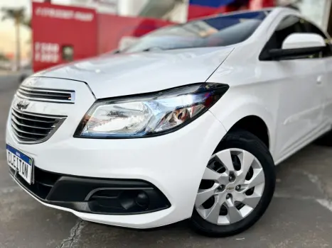 CHEVROLET Onix Hatch 1.4 4P FLEX LT, Foto 10
