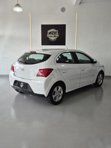CHEVROLET Onix Hatch 1.4 4P FLEX LT, Foto 3