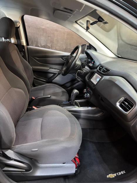 CHEVROLET Onix Hatch 1.4 4P FLEX LTZ AUTOM�TICO, Foto 12