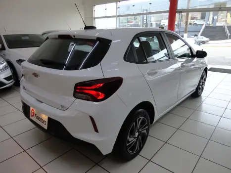 CHEVROLET Onix Hatch 1.0 4P FLEX LT2, Foto 4
