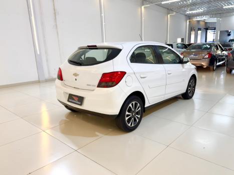 CHEVROLET Onix Hatch 1.4 4P FLEX LTZ, Foto 9