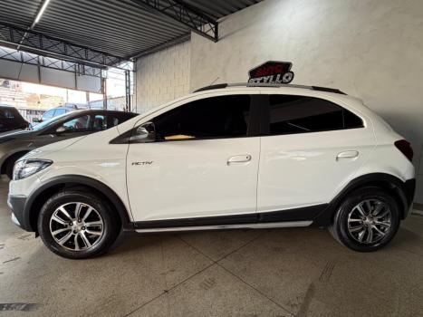 CHEVROLET Onix Hatch 1.4 4P FLEX ACTIV AUTOM�TICO, Foto 6