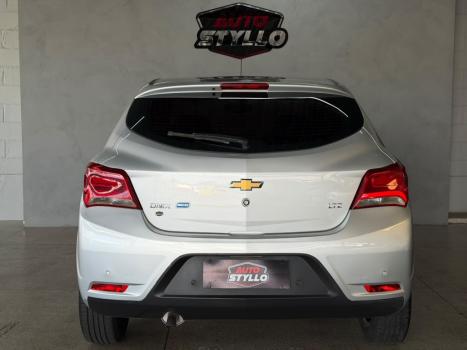 CHEVROLET Onix Hatch 1.4 4P FLEX LTZ AUTOM�TICO, Foto 4