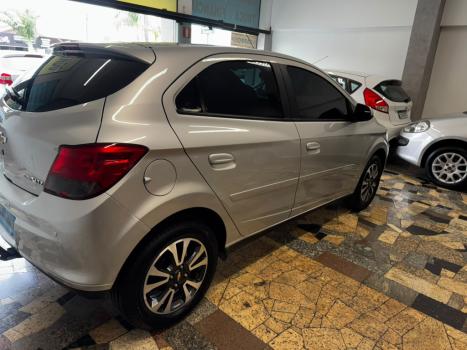 CHEVROLET Onix Hatch 1.4 4P FLEX LTZ, Foto 3