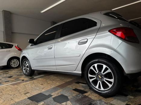 CHEVROLET Onix Hatch 1.4 4P FLEX LTZ, Foto 4