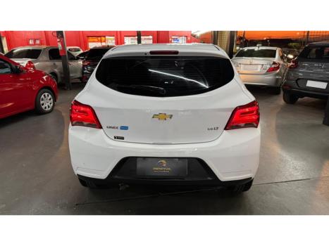 CHEVROLET Onix Hatch 1.4 4P FLEX LT, Foto 5