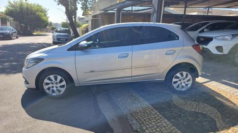 CHEVROLET Onix Hatch 1.4 4P FLEX LT, Foto 7