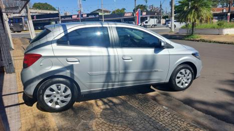 CHEVROLET Onix Hatch 1.4 4P FLEX LT, Foto 8