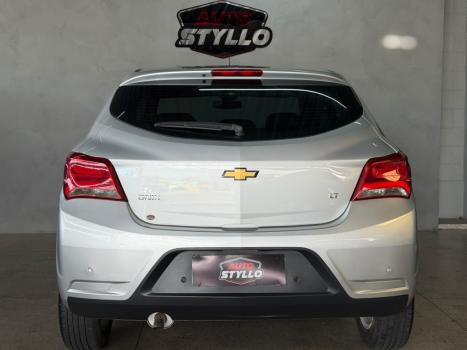 CHEVROLET Onix Hatch 1.4 4P FLEX LT AUTOMÁTICO, Foto 2