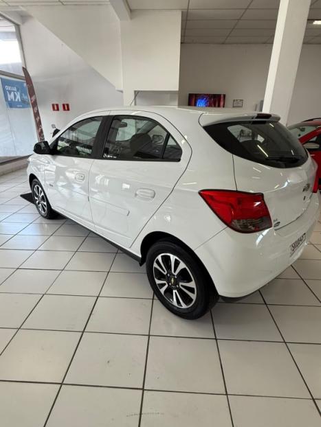 CHEVROLET Onix Hatch 1.4 4P FLEX LTZ, Foto 3