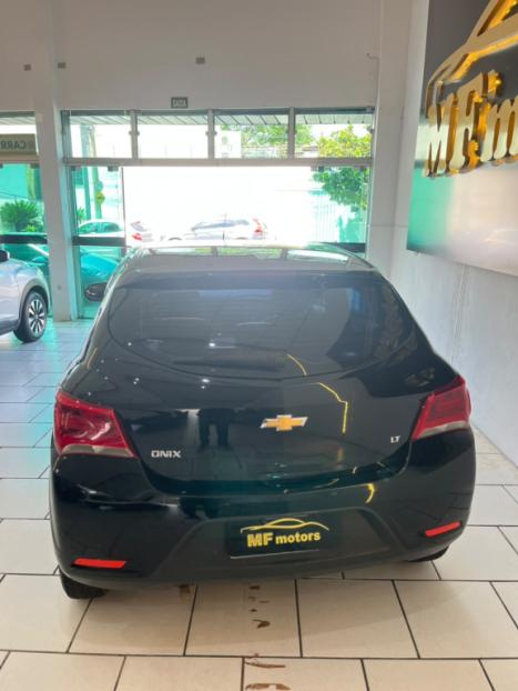 CHEVROLET Onix Hatch 1.0 12V 4P FLEX LT TURBO, Foto 4