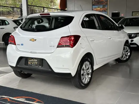 CHEVROLET Onix Hatch 1.4 4P FLEX LT, Foto 11