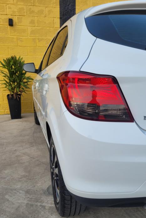 CHEVROLET Onix Hatch 1.4 4P FLEX LTZ, Foto 6