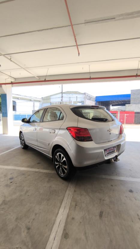 CHEVROLET Onix Hatch 1.4 4P FLEX LTZ, Foto 4