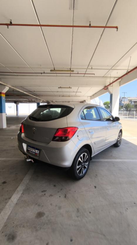CHEVROLET Onix Hatch 1.4 4P FLEX LTZ, Foto 6