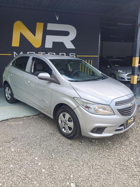 CHEVROLET Onix Hatch 1.0 4P FLEX LS, Foto 3