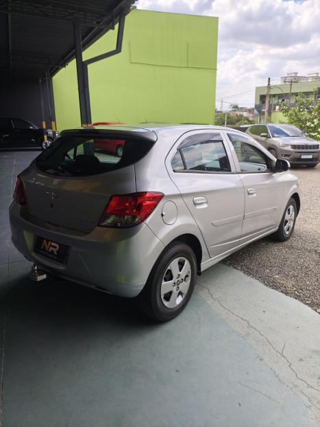 CHEVROLET Onix Hatch 1.0 4P FLEX LS, Foto 4